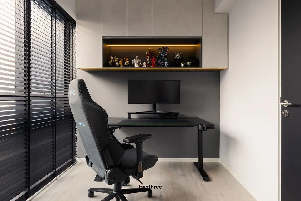 Minimalist Home Office