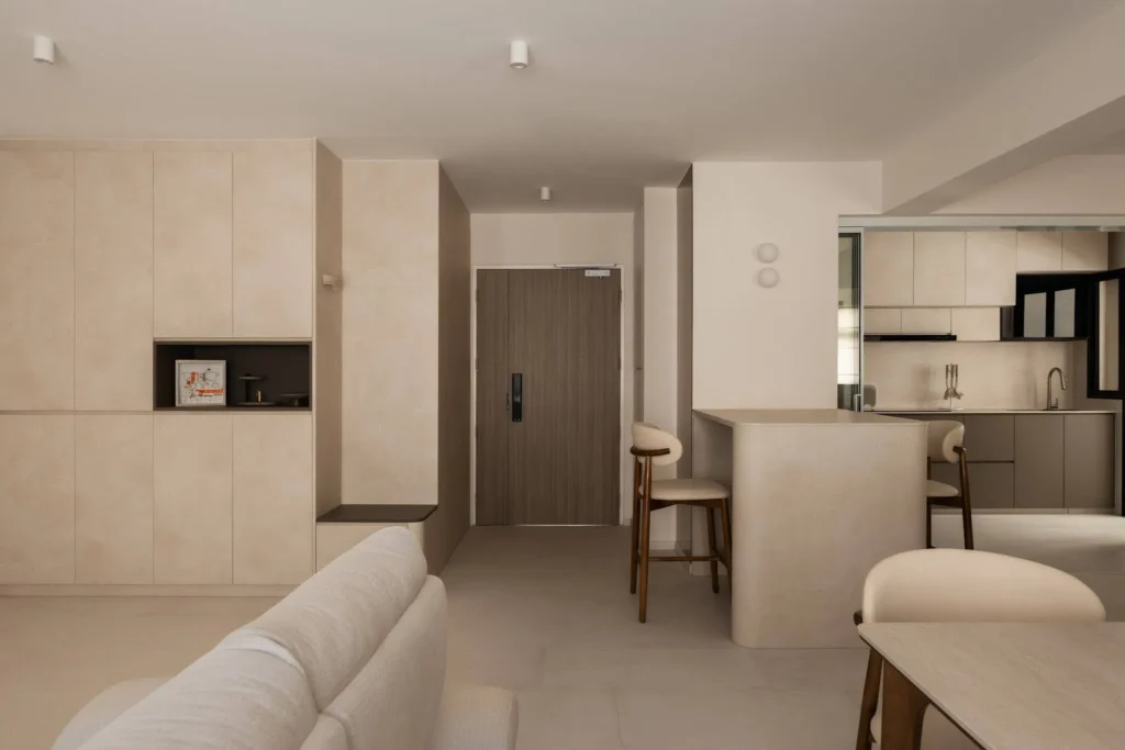 7. Place Japandi Home Decor With a One-In, One-Out Discipline